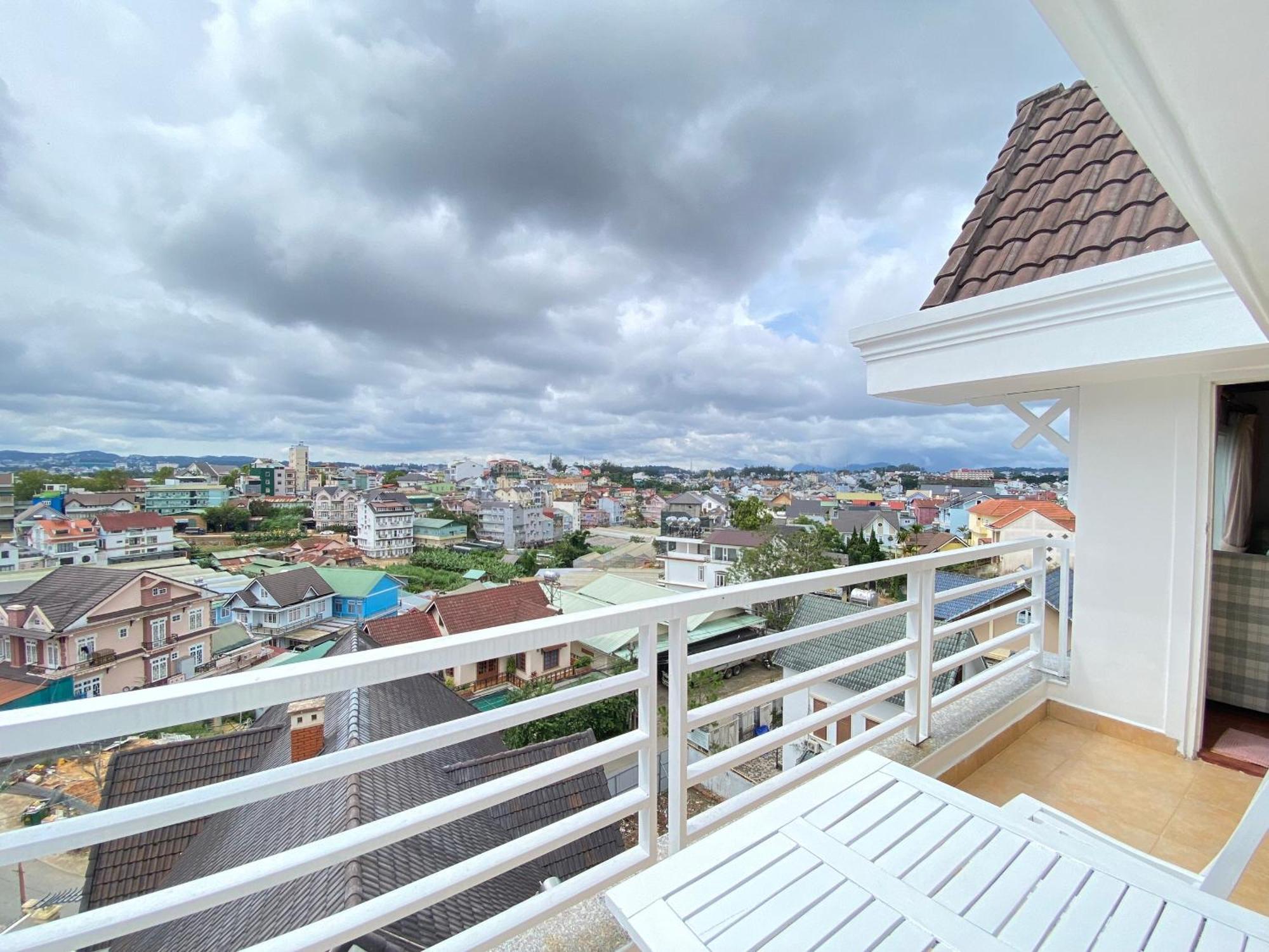 Villa Minh Tuyet Dalat Exterior photo